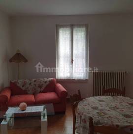 In casa indipendente al P.T. bilocale arredato di mq. 50 