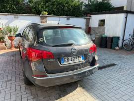 Autovettura Opel Astra