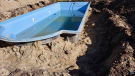 VASCA IN VETRORESINA 10 X 4