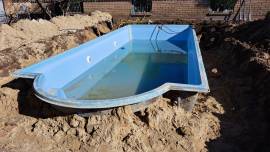 VASCA IN VETRORESINA 10 X 4