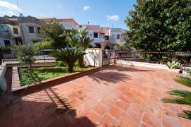 SALESIANI - VIA REGGIO CALABRIA: VILLA A SCHIERA 