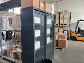 Magazzino - macchinari maceratori, materiale sanitario monouso ed altri