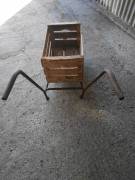 Carriola porta cassetta Carriola porta cassetta