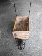 Carriola porta cassetta Carriola porta cassetta