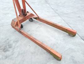 GRU IDRAULICA A CARRELLO DA OFFICINA USATA  