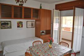 Lavinio a 100 mt. dalla spiaggia anche quindicinale