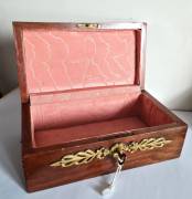 Ferdinando Pogliani (1832-1899) cofanetto in legno portagioie con miniatura su porcellana . 