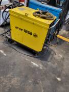 SALDATRICE A TIG  ESAB MOD. -AC-DC 180 TIG 