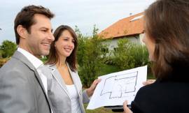 AGENTE IMMOBILIARE (anche al primo lavoro) AGENTE IMMOBILIARE (anche al primo lavoro)