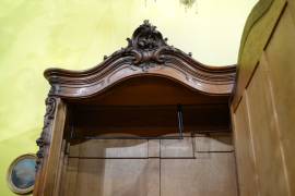 Armadio stile Luigi XV rocaille prima metà del XX 