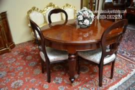 Tavolo da pranzo-riunioni ovalino stile inglese allungabile fino a 343 cm.