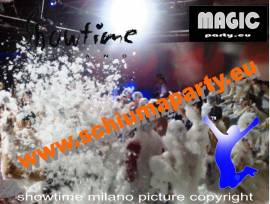 CANNONI SPARA SCHIUMA EFFETTO IBIZA SCHIUMA PARTY tutta Italia Milano magicparty.eu