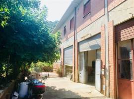 Magazzino ex officina 