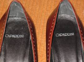 SCARPE  DECOLLETE’  IN VITELLO CAPARRINI