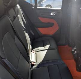 2019 Volvo XC40 T4 R-Design AWD Automatic
