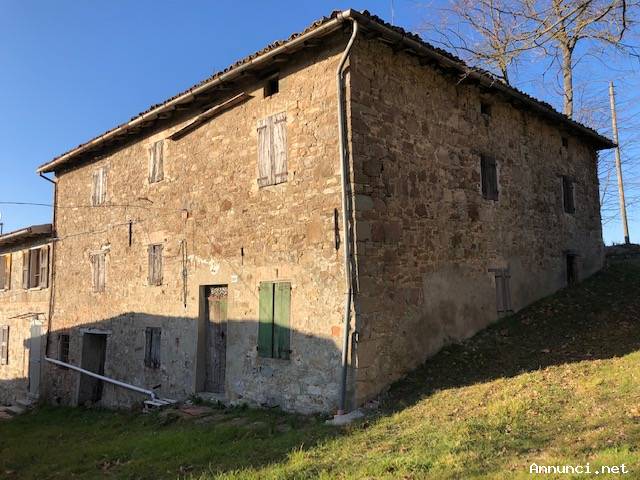 vendita borgo in sasso - più unità abitative - più terreno - colline di savigno