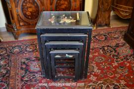 Set di quattro tavolini cinesi in legno Vintage anni 50/60
