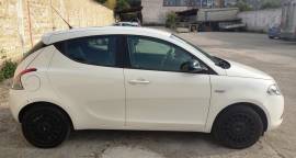 vendo lancia ypsilon anno 2014 Km 81000