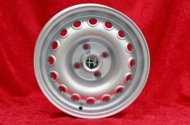 4 pz. cerchi Alfa Romeo GTA 6.5x15 ET17 105 Coupe,