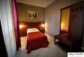 Vendesi Hotel a Cherasco (Roreto) | PlayHouse Servizi Immobiliari