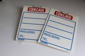 CARTELLO SEGNALETICO - Cercasi - segnaletica segnale plastica anni 80/90