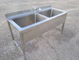 Lavello inox due vasche con doccetta estraibile 160cm