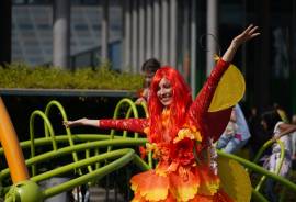 LA PARATA DEI FIORI MUSICAL - SFILATA SUI TRAMPOLI – COREOGRAFIE E DANZE - EMA 70 EVENTI 