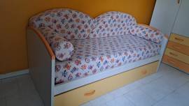 Armadio camera da letto per ragazzi e letto completo