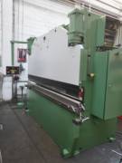 PIEGATRICE LVD  3000 X 110 CNC