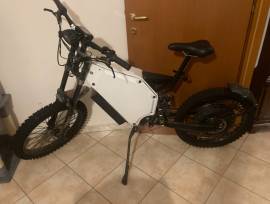 Vendo Prototipo estremo E-bike corsa 12000 W/120 km/h