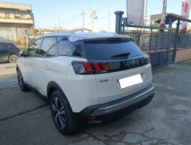 PEUGEOT 3008 1.5 HDI ALLURE