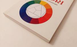 Guarire con i colori. Manuale pratico di cromoterapia di Roland Hunt Ed.MEB, ottobre 1996 come nuovo