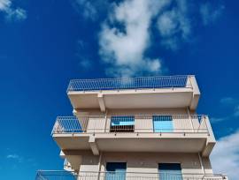 Appartamento di 70 mq sulla spiaggia a Capo d'Orlando