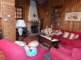 PALAZZINA RESIDENZIALE INDIPENDENTE NELLE CAMPAGNE TOSCANE