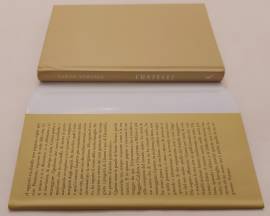 Fratelli. Una famiglia italiana di Santo Versace Ed.Rizzoli, gennaio 2023