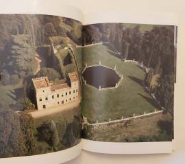 Ville Venete in Italiano Inglese  di Giamberto Petoello/Cesare Gerolimetto Ed.Ghedina&Tassotti, 