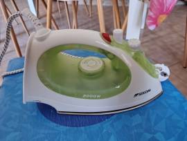 Ferro da stiro Sekom SFV-1501C 2000W bianco-verde