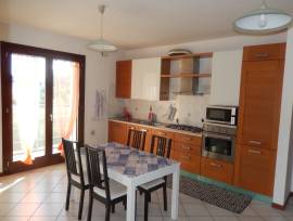 Posto letto in camera doppia x ragazza zona Bicocca Università, staz. Greco-Pirelli, MM5 Ponale