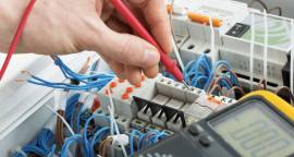 Elettricista , elettrauto , tecnico computer e network