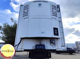 RIF.1117 SEMIRIMORCHIO CARMOSINO ANHANGER – ISOTERMICO CON GRUPPO FRIGORIFERO ATP FRC 04/2027 – 2003 RIF.1117 SEMIRIMORCHIO CARMOSINO ANHANGER – ISOTERMICO CON GRUPPO FRIGORIFERO ATP FRC 04/2027 – 2003