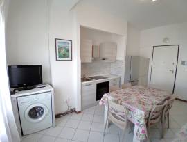 Lido di Savio- 4 posti, centralissimo, sul lungomare, aria condizionata.