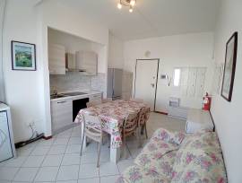 Lido di Savio- 4 posti, centralissimo, sul lungomare, aria condizionata.