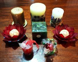 PICCOLA COLLEZIONE DI CANDELE.