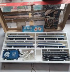 Trenino lima vintage  TOKAIDO  super express 2100 HO locomotore  e trasformatore  testati funzionant