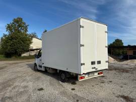 Furgone Nissan NV400 targato EM 510 FT Furgone Nissan NV400 targato EM 510 FT