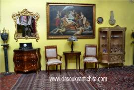 Comò intarsiato stile Luigi XV Rococò Comò intarsiato stile Luigi XV Rococò