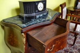 Comò intarsiato stile Luigi XV Rococò Comò intarsiato stile Luigi XV Rococò