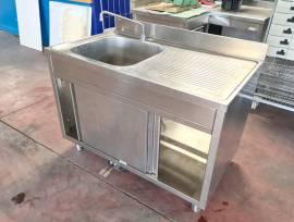 LAVELLO INOX ARMADIATO A PEDALE USATO 