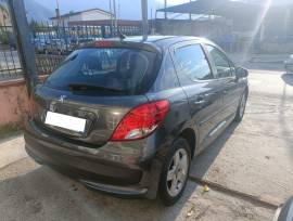 PEUGEOT 207 1.4 HDI XLINE
