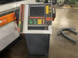 Pressa oleodinamica per stampaggio plastica Sandretto